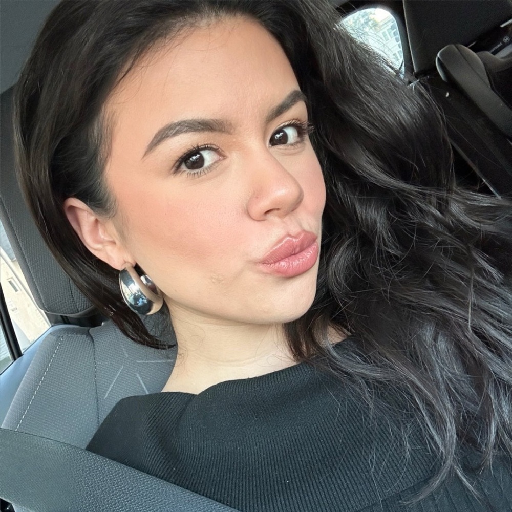 Meet your Posher, Amber